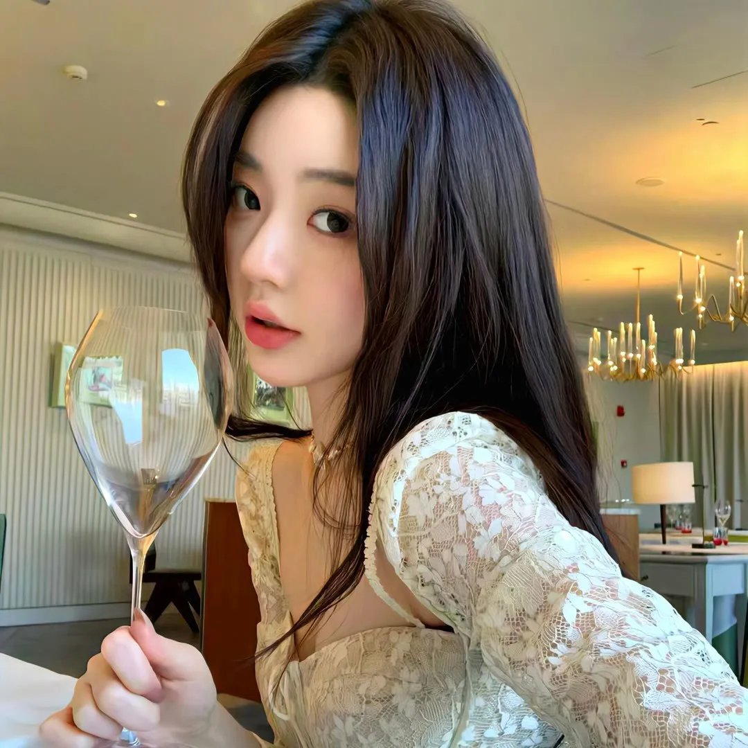 眼里余光都是你